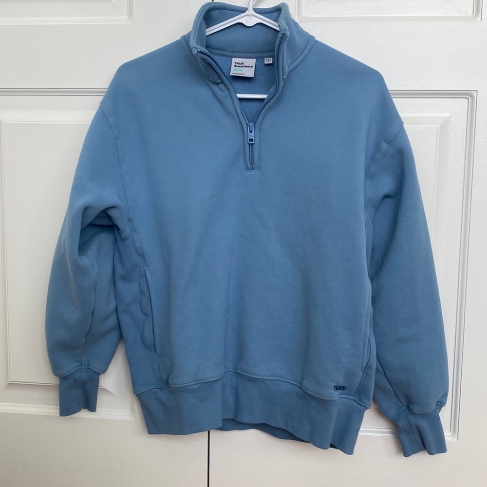Tna quarter zip in Blue 2XS boyfriend fit. Gently used